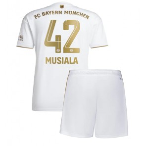 Bayern Munich Jamal Musiala #42 kläder Barn 2022-23 Bortatröja Kortärmad (+ korta byxor)